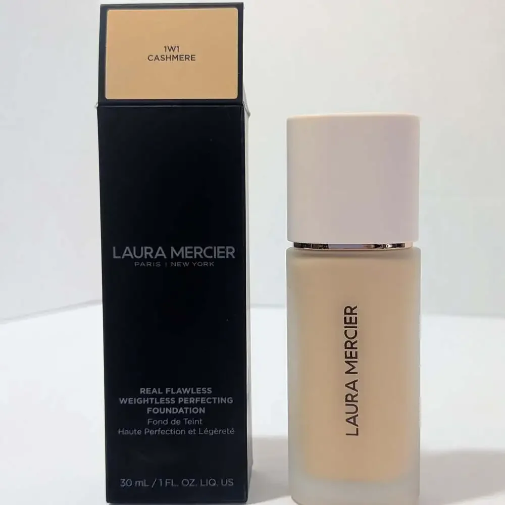 Laura Mercier Foundation Real Flawless Weightless Perfecting 1W1 Cashmere 1 oz